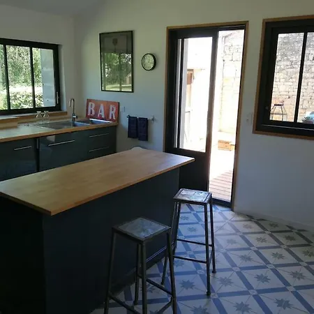 Charmante Maison Dans Joli Village Casa de Férias Vouhé