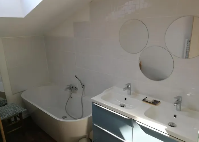 Charmante Maison Dans Joli Village Casa de Férias *