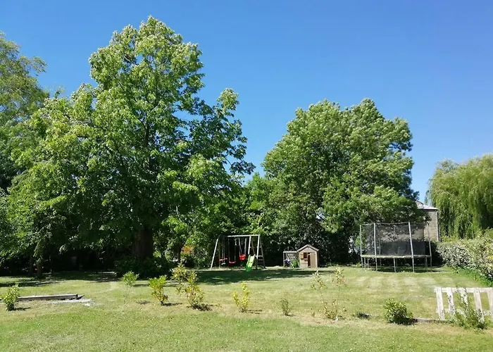 Dom wakacyjny Charmante Maison Dans Joli Village