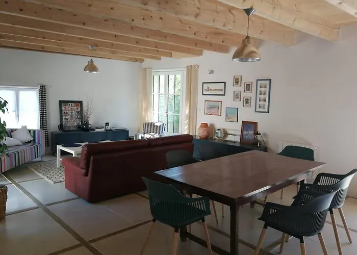 Dom wakacyjny Charmante Maison Dans Joli Village